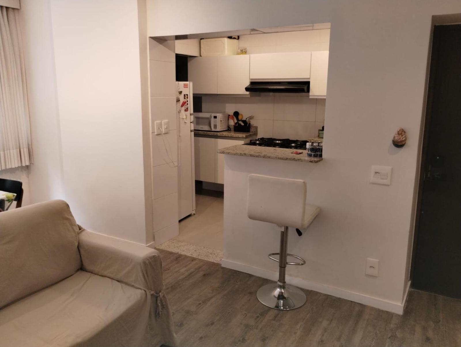 Apartamento Temporada Rio Ipanema Apto Sala 2 Quartos Com 76m2 *